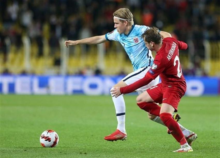 Nihat Kahveci Türkiye - Norveç maçından sonra Kuntz'u bıraktı 4 futbolcuyu bombaladı! 'Bunlar Avrupa'da uçuyor buraya gelince...'