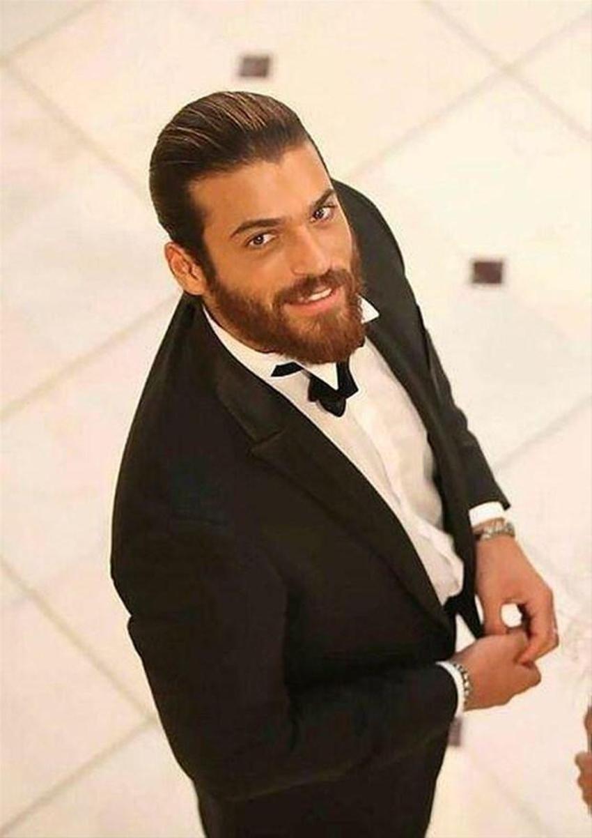 Can Yaman, Diletta Leotta'yı çabuk unuttu!