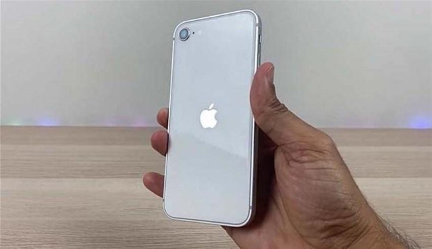 Ucuz Apple geliyor! iPhone SE 3'ün görüntüleri sızdı...