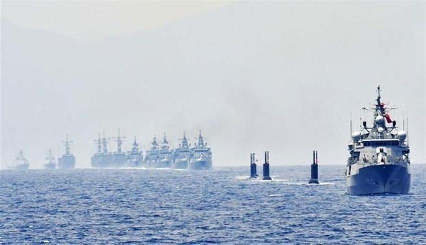 Türk donanması Doğu Akdeniz'den kovdu Yunanistan çıldırdı! Geldiği hızla geri kaçan Fransız gemisinin yankıları sürüyor