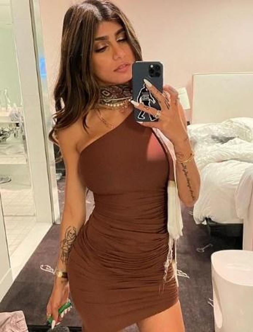 Mia Khalifa'nın tatil fotoğrafları Instagram’ı salladı!