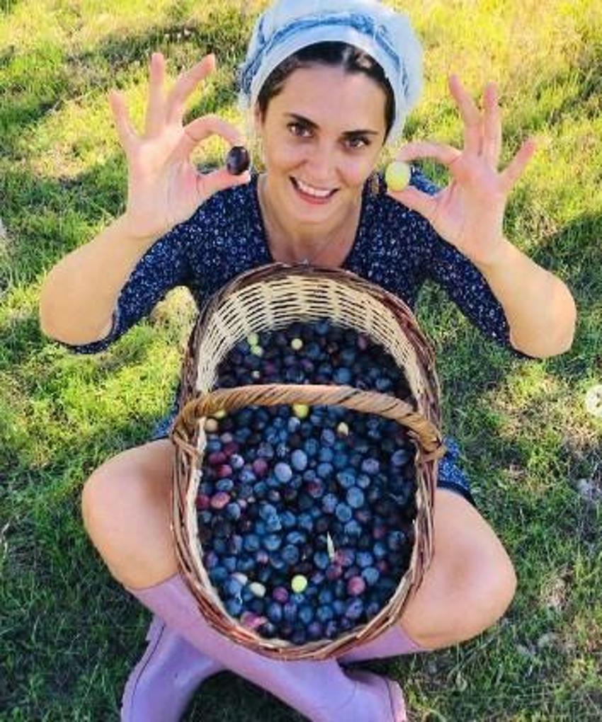 Aslıhan Gürbüz'ün annesini gören inanamadı! 'Gülüşleri bile aynı'