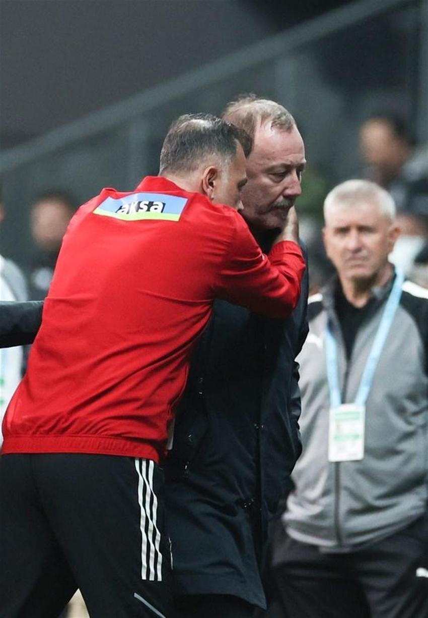 Beşiktaş-Sivasspor maçına damga vurdu! Sergen Yalçın'ın hareketi olay oldu, küfür ve...