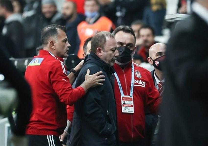 Beşiktaş-Sivasspor maçına damga vurdu! Sergen Yalçın'ın hareketi olay oldu, küfür ve...