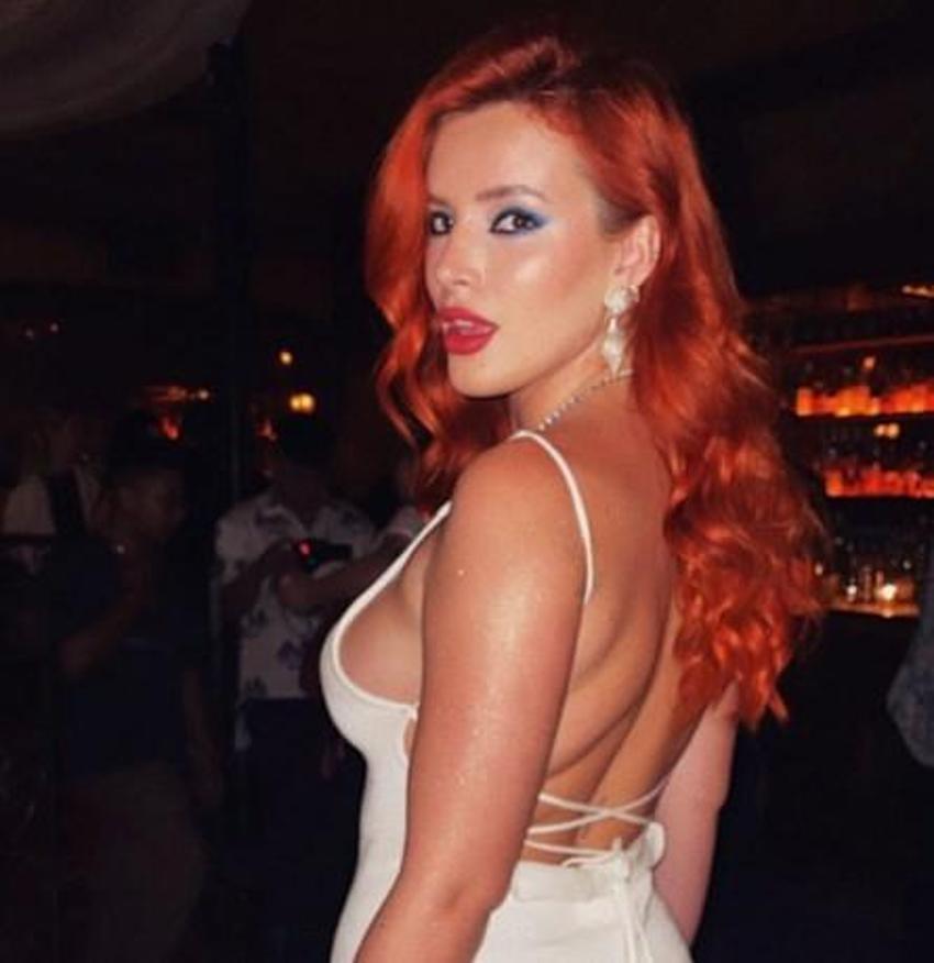 Bella Thorne sosyal medyayı sallıyor!