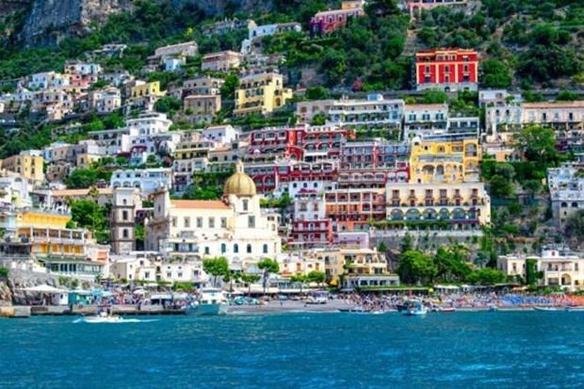 Vizeye gerek yok, kimlik yetiyor! İşte dünyanın en güçlü pasaportları: Türkiye’nin sıralaması...