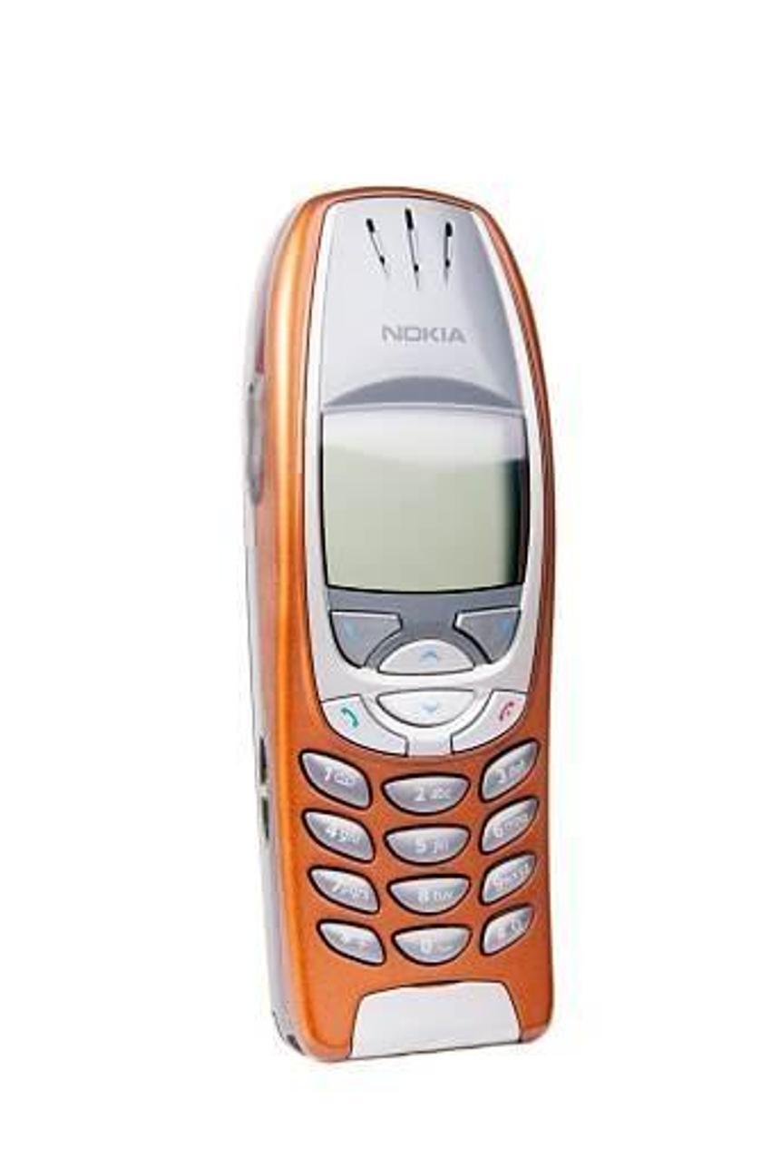 Efsane 20 yıl sonra geri döndü! Nokia 6310 yenilendi: İşte fiyatı...