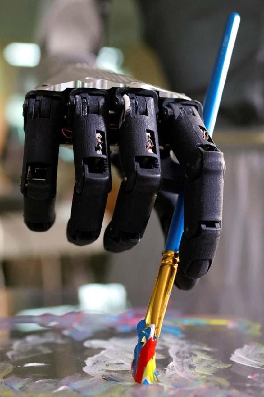 Robot Sophia yeni arzusunu paylaştı! Anne olmak istiyor...