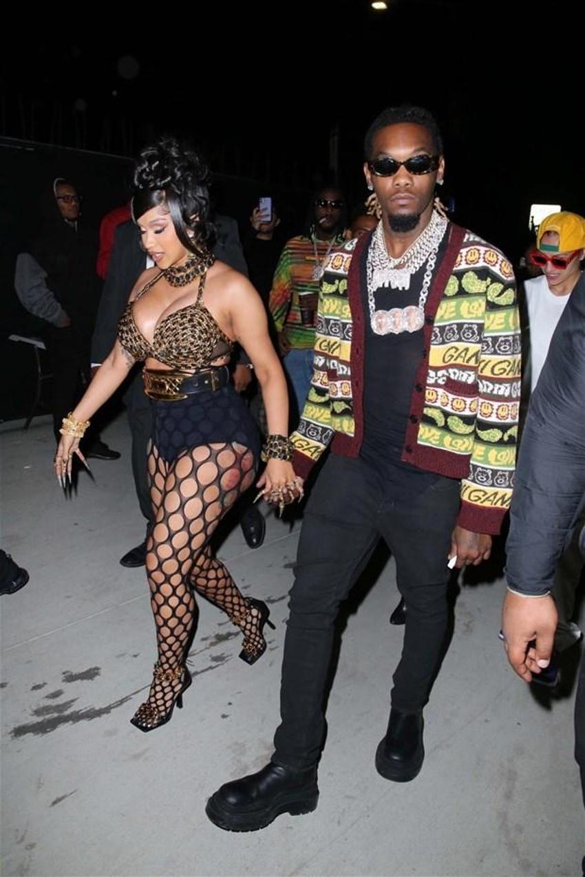 Cardi B'nin müstehcen doğum günü partisi! Herkes kalça dansı yaptı...