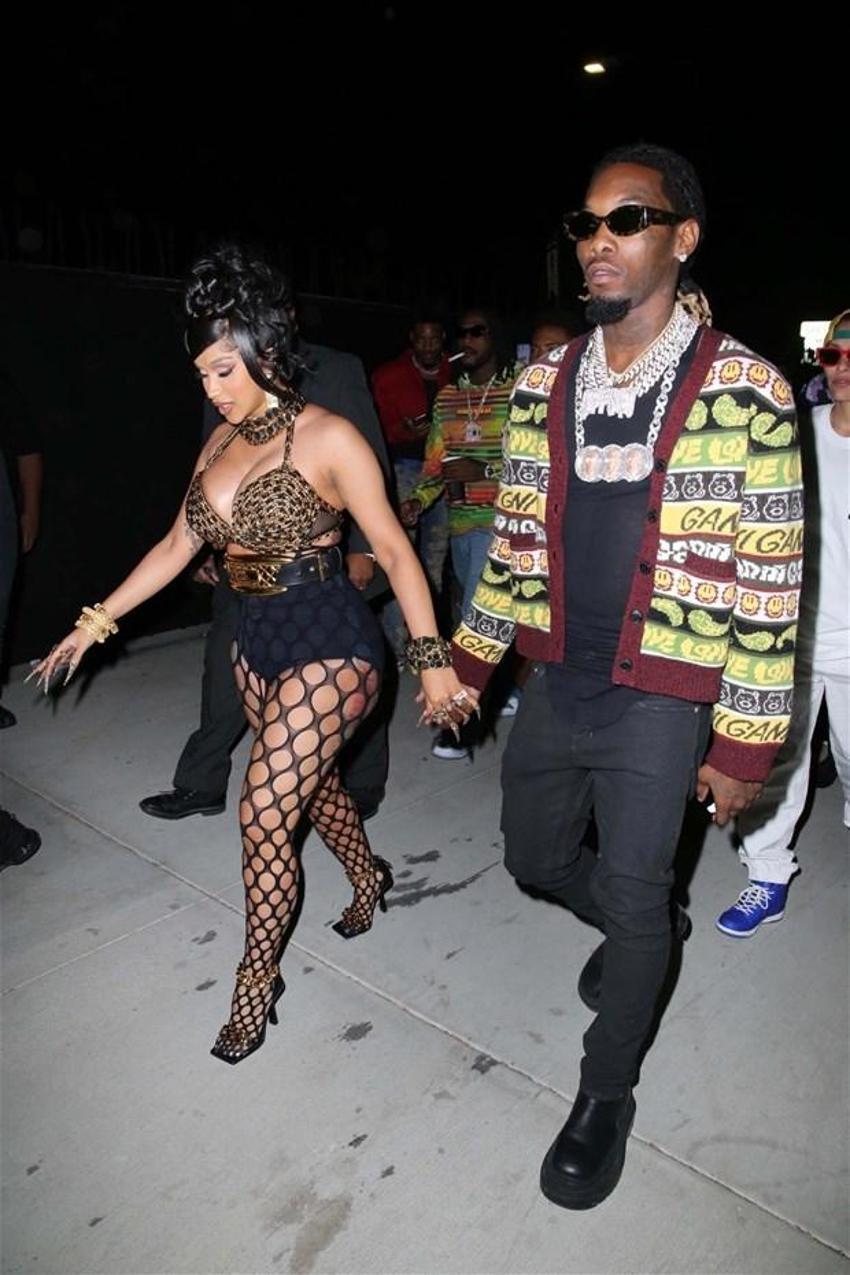 Cardi B'nin doğum gününe ünlü akını!