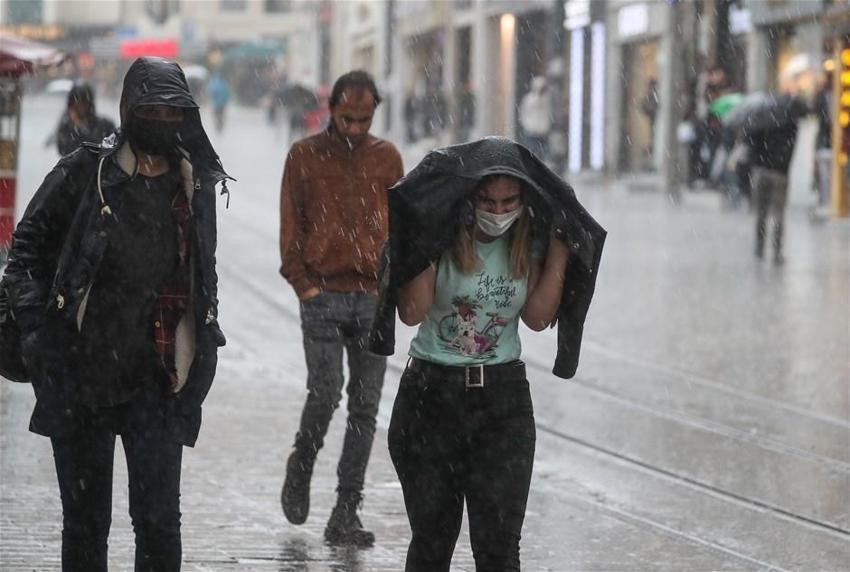 Meteoroloji son dakika olarak duyurdu! Alarma geçildi, çok kuvvetli geliyor, bugün başlıyor ve...