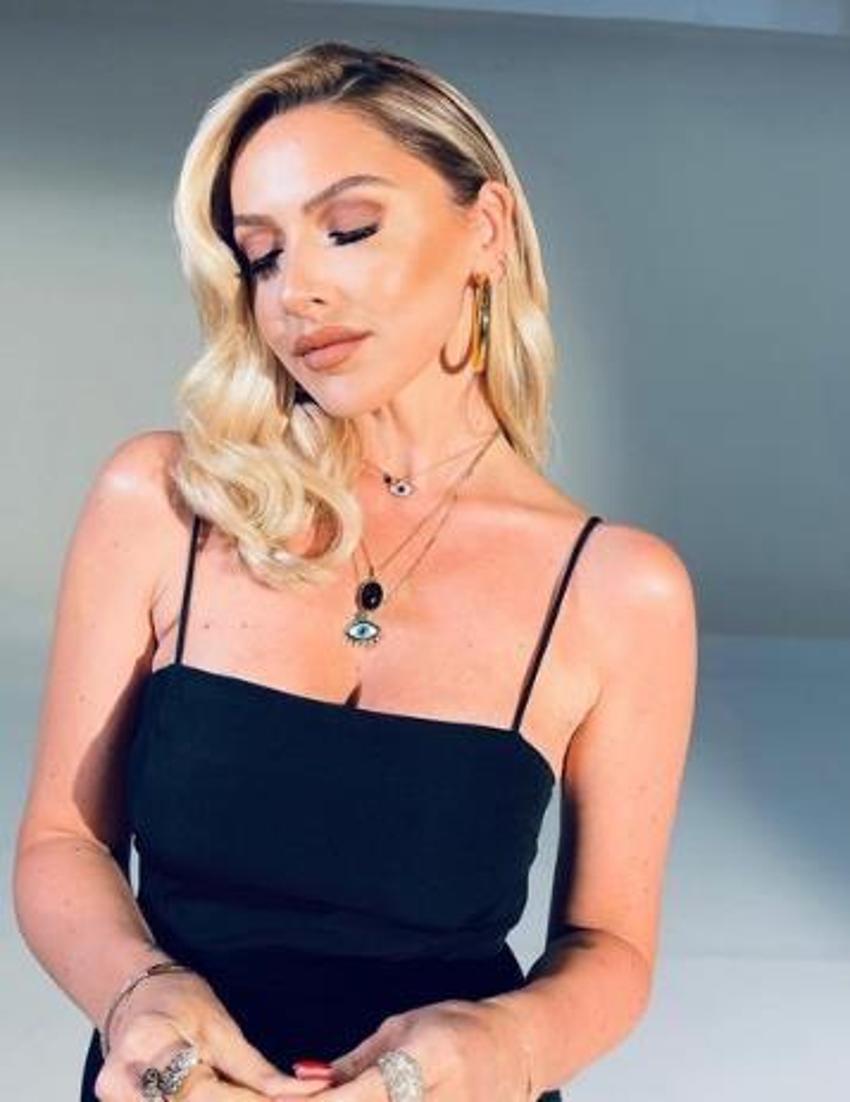 Hadise'den dikkat çeken paylaşım: Instagram yokken biz