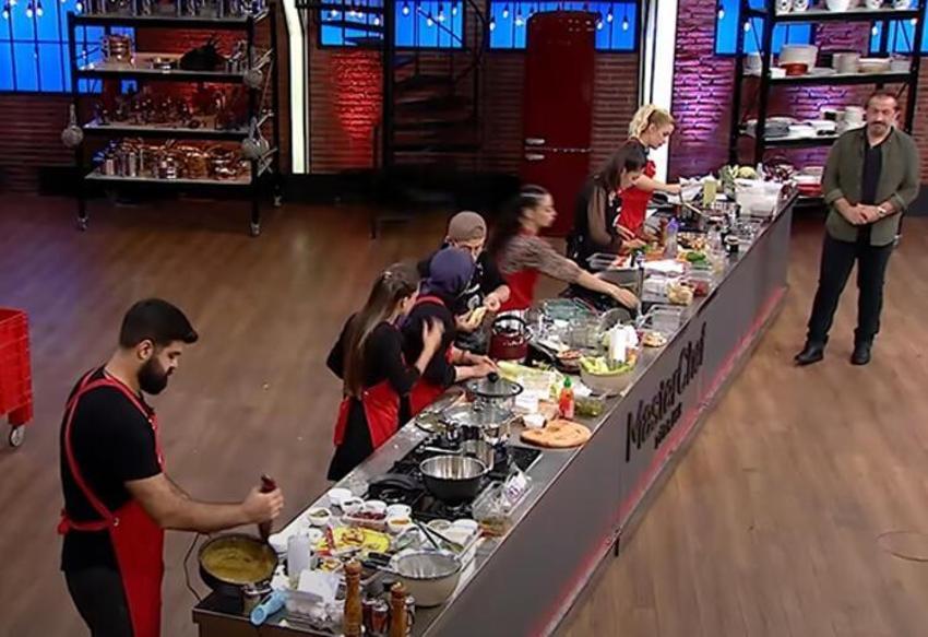 MasterChef Türkiye'de korkutan anlar! Mehmet Şef'ten sert tepki