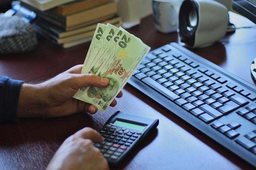 1200 TL zam yapılacak! Milyonlarca kişinin maaşı değişiyor, yeni rakamlar...