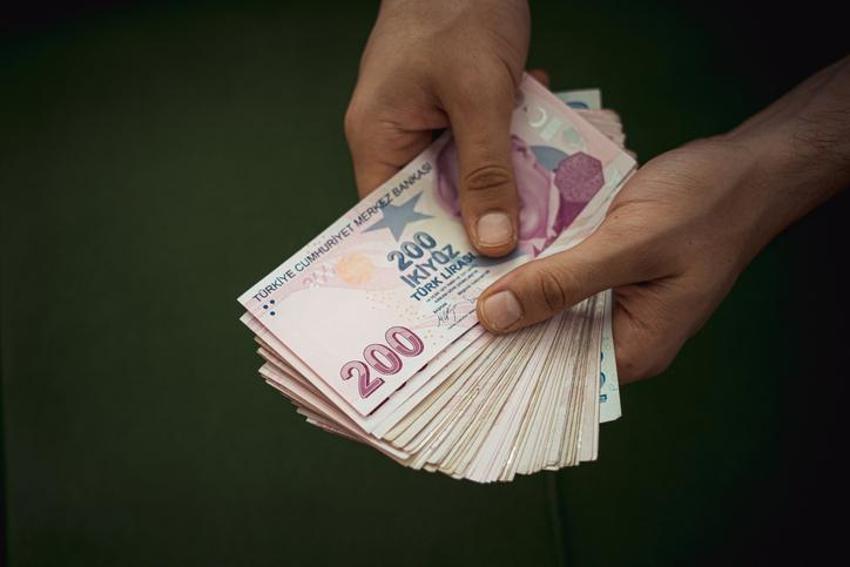 1200 TL zam yapılacak! Milyonlarca kişinin maaşı değişiyor, yeni rakamlar...