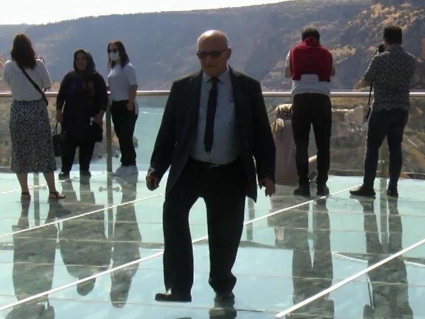 Burada yürümek yürek istiyor! Ziyaretçiler zor anlar yaşadı, Gaziantep'te...