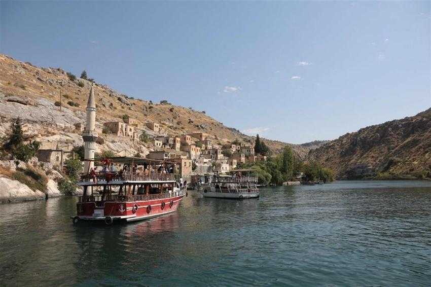 Burada yürümek yürek istiyor! Ziyaretçiler zor anlar yaşadı, Gaziantep'te...