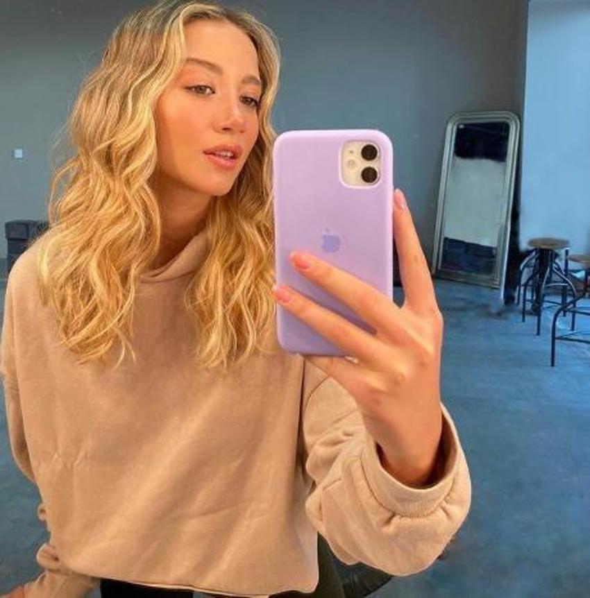 Survivor Aleyna Kalaycıoğlu yeni imajını takipçileriyle paylaştı!