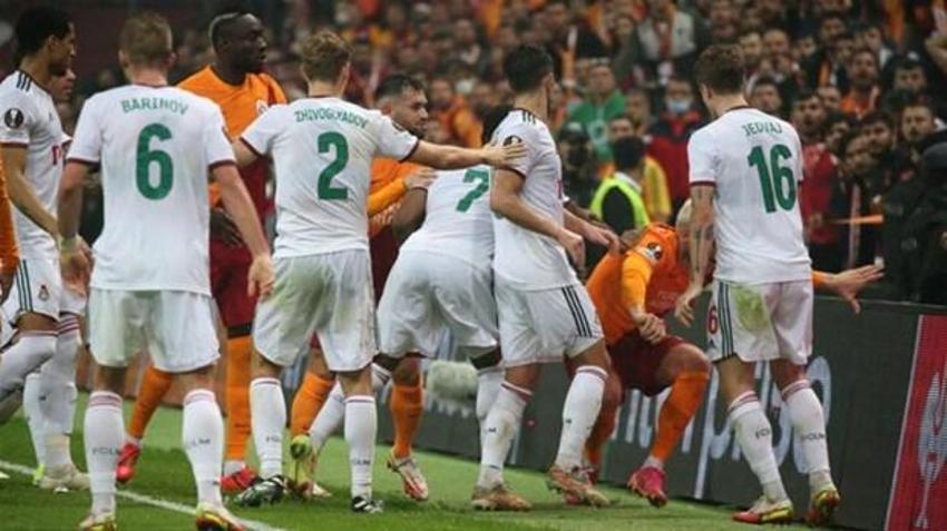 Galatasaray - Lokomotiv Moskova maçı tekrarlanacak bombası! Kural hatası ortaya çıktı! 2 sarıdan atılmadı iddiası