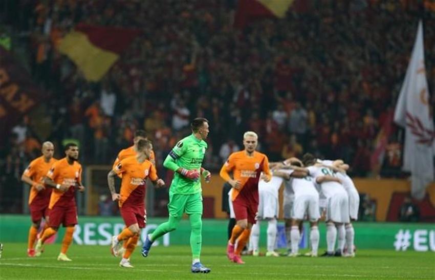 Galatasaray - Lokomotiv Moskova maçı tekrarlanacak bombası! Kural hatası ortaya çıktı! 2 sarıdan atılmadı iddiası