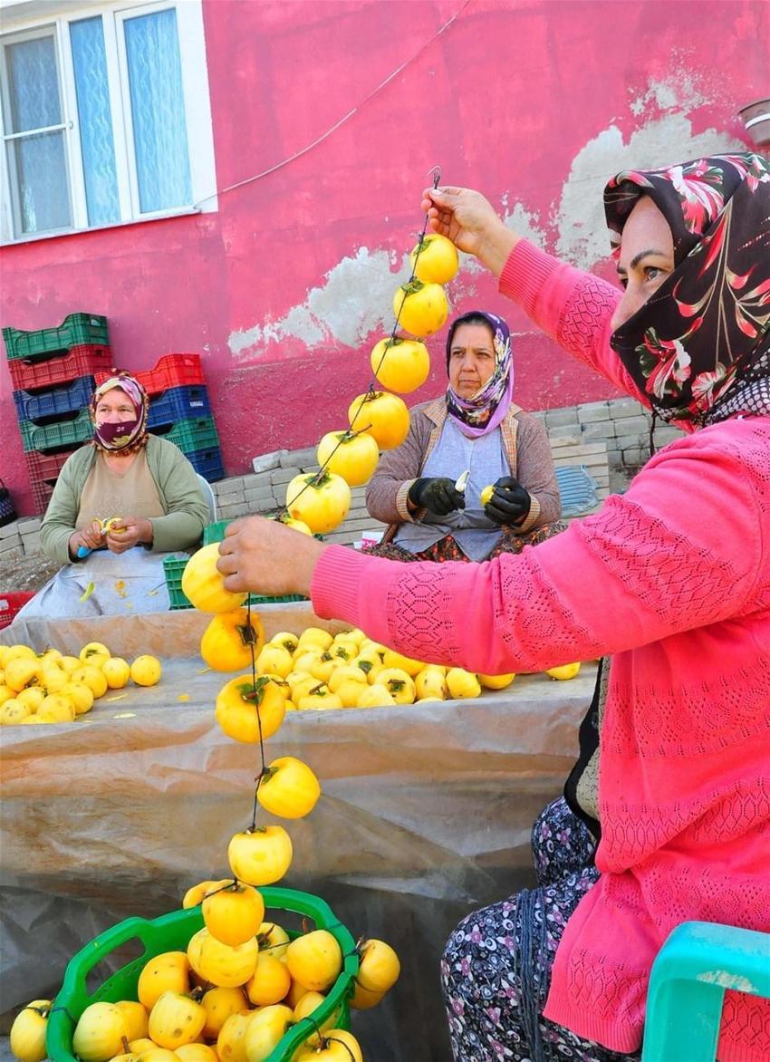 Kilosu 50 lira! Çöpe atmayıp kurutmaya başladı, talep patladı...