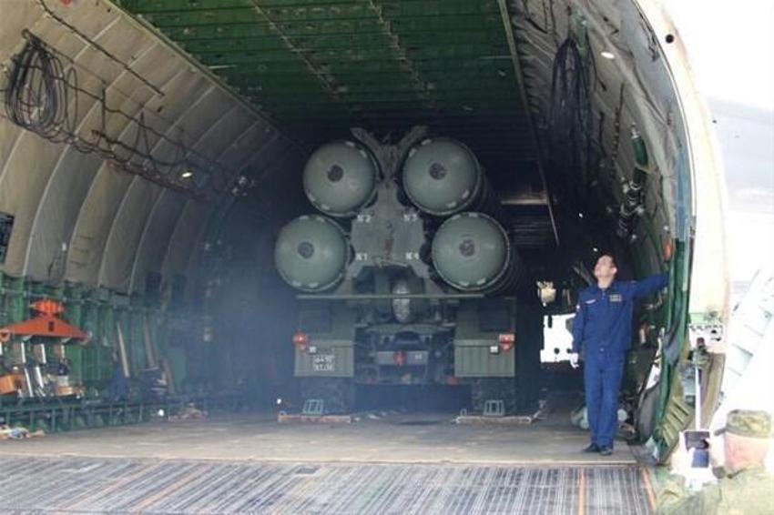 Suriye'de kritik gelişme: SU-35'ten sonra Türkiye sınırına S-400! Putin'in en büyük sırrı deşifre oldu...