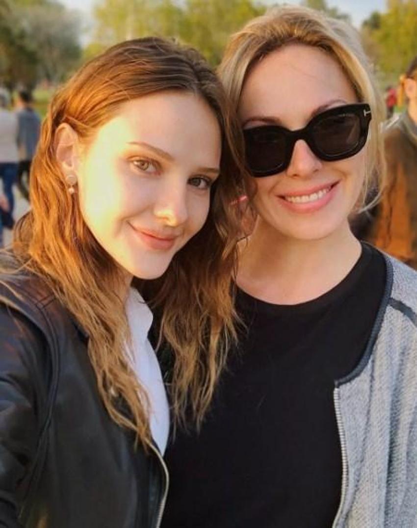 Alina Boz'un Rus annesi Olga'yı gören inanamıyor! ''Annesi kızından güzel''