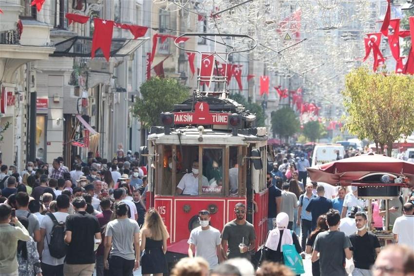 Hafta içi hafta sonu yasaklarıyla ilgili flaş detay! Ve belli oldu! Yüz yüze eğitim, kafeler, restoranlar hepsini kapsıyor
