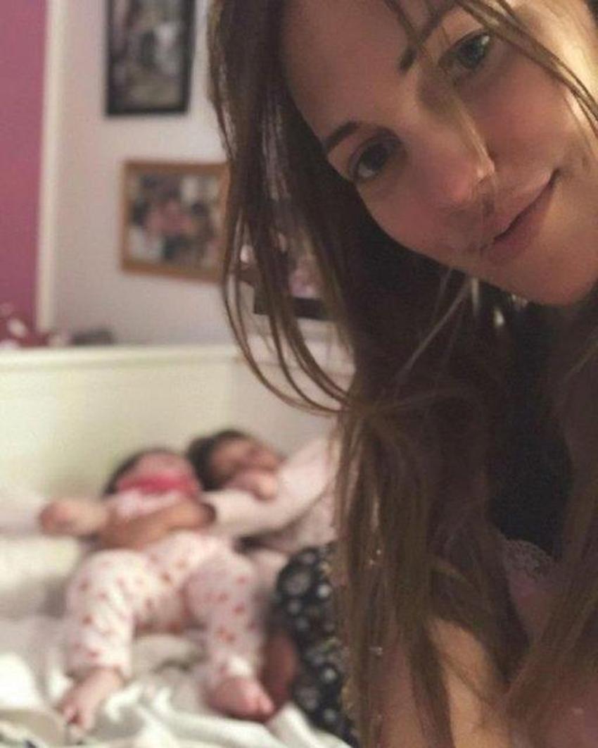 Meryem Uzerli'den dikkat çeken küvet pozu!