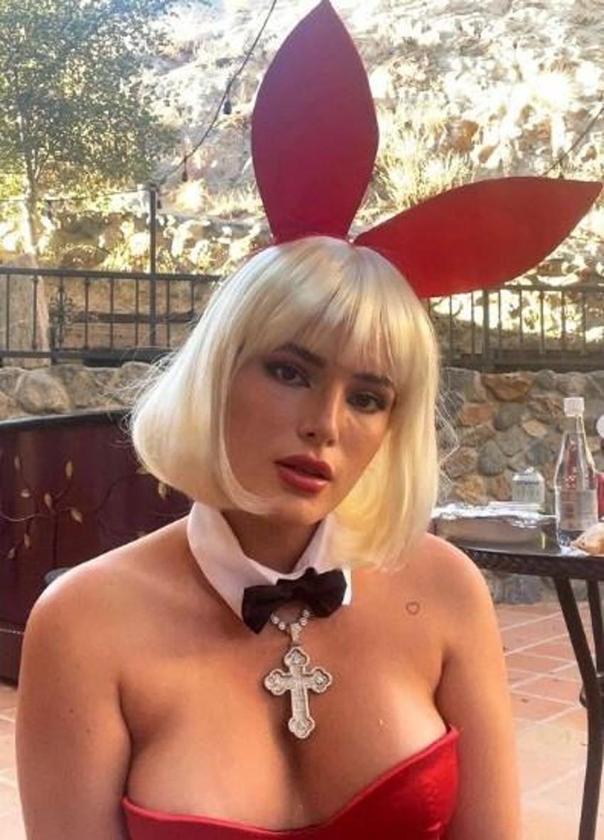 Bella Thorne'den Cadılar Bayramı pozu!
