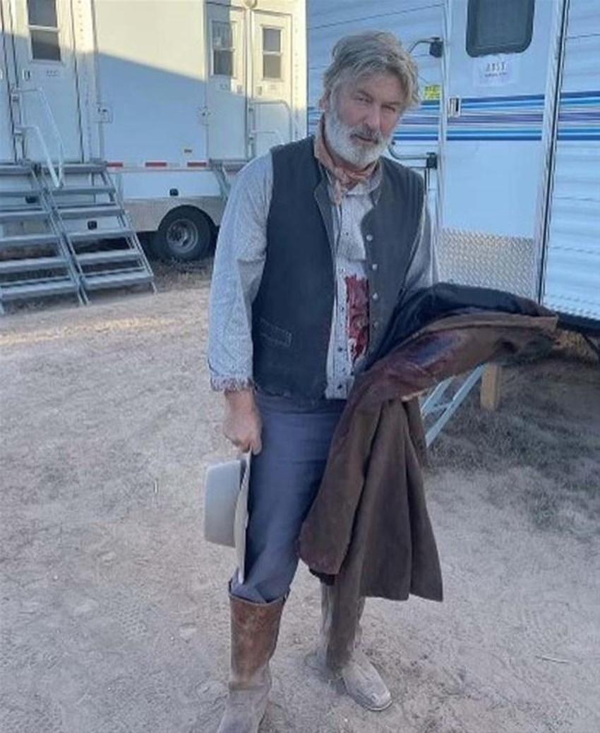 Rust film setinde Alec Baldwin hayatının şokunu yaşamış katil olmuştu! Savcı aradığı suçluyu buldu...