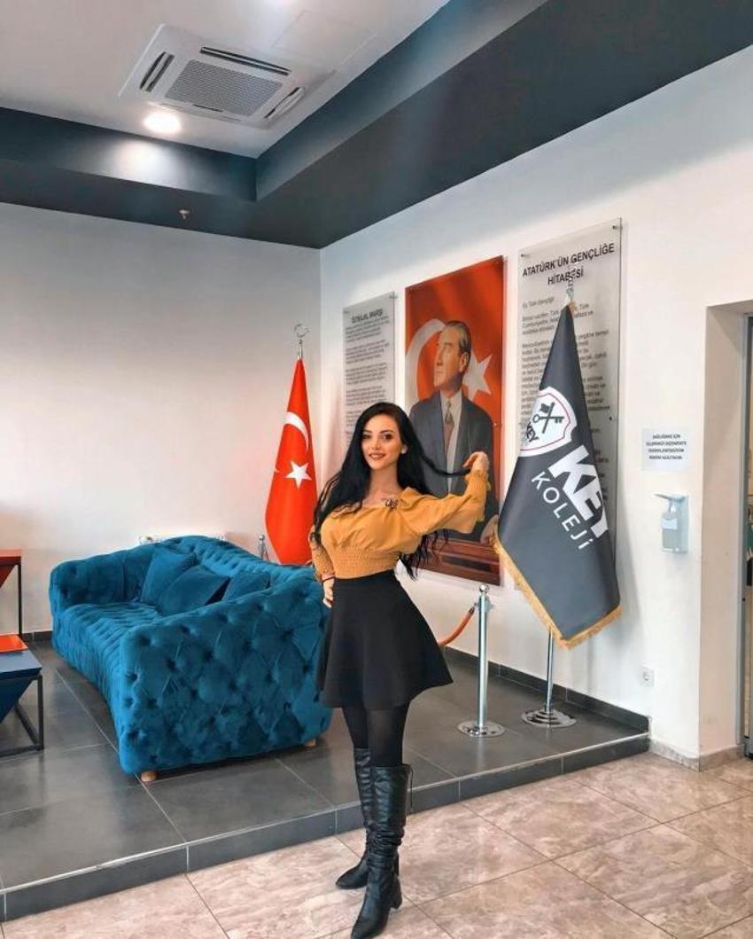 Sosyal medya fenomenleri birbirine girdi! 'Sana tecavüz edeceğim, kafanı kesip...'