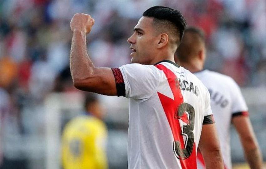 Barcelona'da beklenen ayrılık gerçekleşti! Radamel Falcao attı Ronald Koeman dönemi sona erdi...