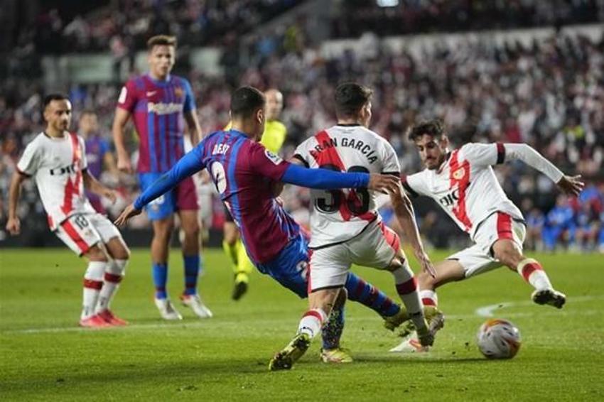 Barcelona'da beklenen ayrılık gerçekleşti! Radamel Falcao attı Ronald Koeman dönemi sona erdi...