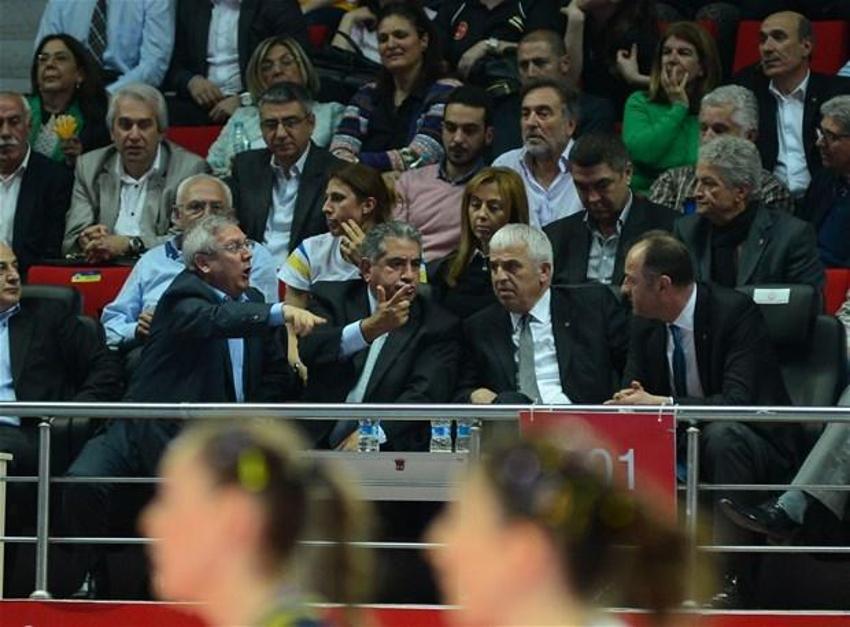 Fenerbahçe'de ortalık iyice karıştı! Ali Koç - Aziz Yıldırım gerginliğine Mahmut Uslu da katıldı! 'Futboldan anlamaz üç kağıtçı'