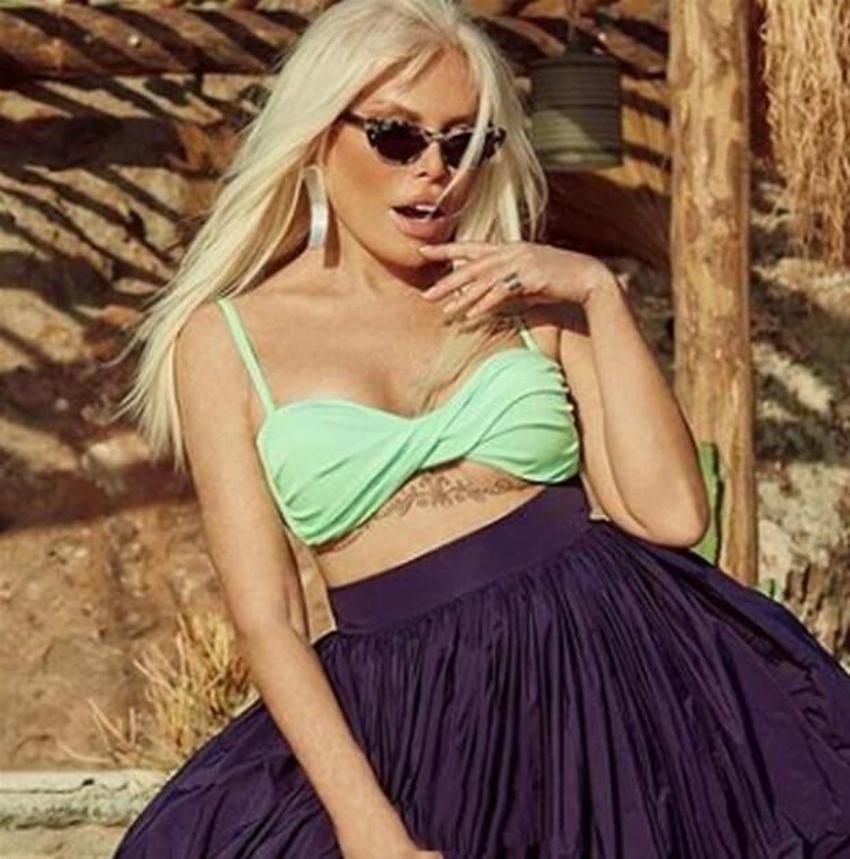 Semiramis Pekkan, Ajda Pekkan'ı tiye aldı!