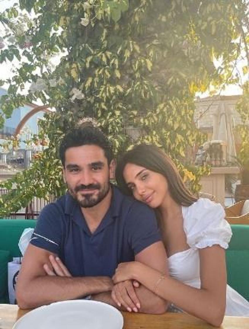 İlkay Gündoğan'a İtalyan sevgilisi Sara Arfaoui'den romantik kutlama!