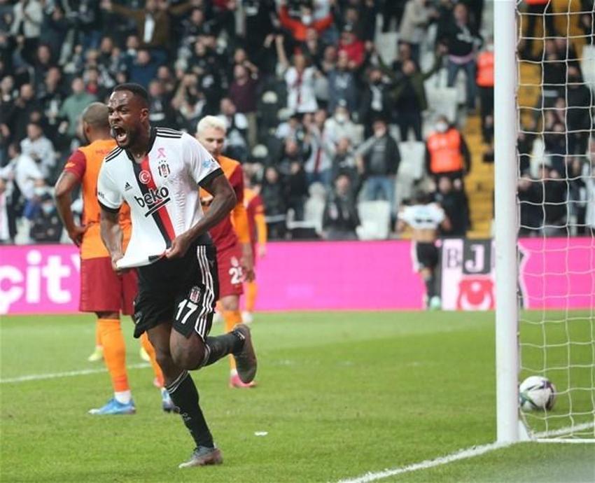 Galatasaray'da Beşiktaş derbisinin faturası çıktı! Ümit Davala ve Önder Özen Mostafa Mohamed'i değil yıldız futbolcuyu topa tuttu! 'Felç...'