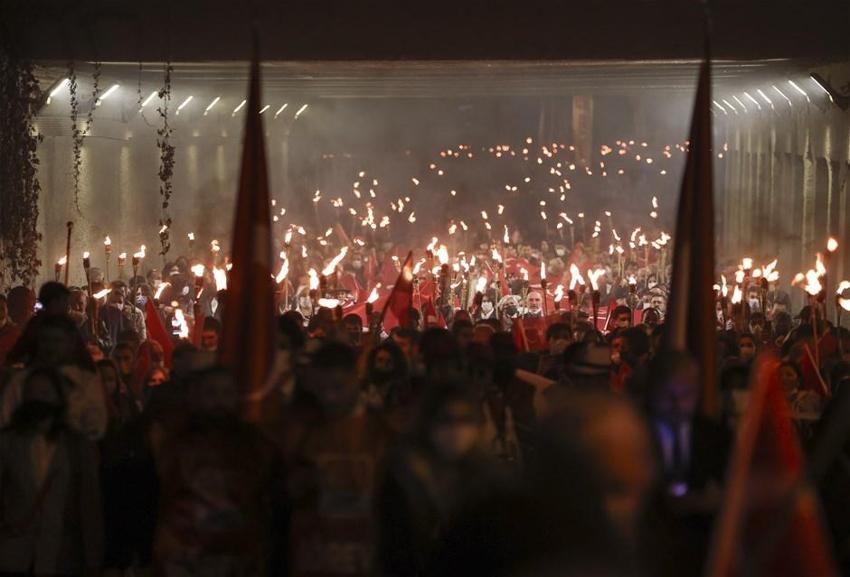 Türkiye tek yürek oldu! 29 Ekim Cumhuriyet Bayramı fener alayı...