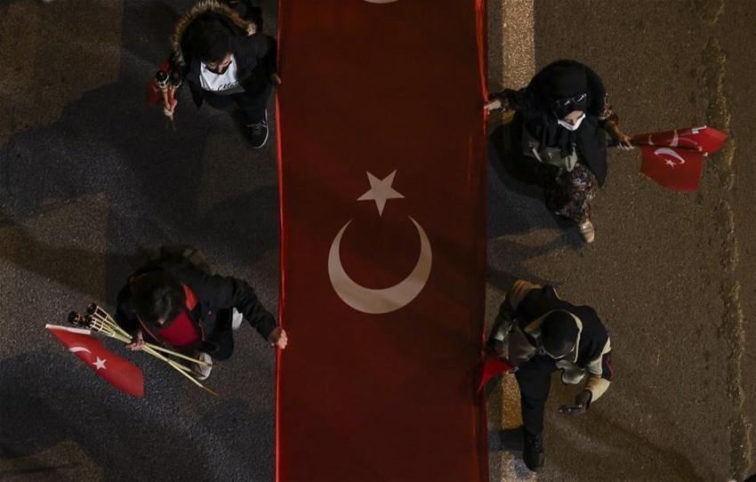 Türkiye tek yürek oldu! 29 Ekim Cumhuriyet Bayramı fener alayı...