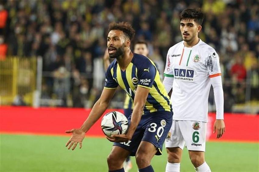 Volkan Demirel maçtan sonra Vitor Pereira'yı bombaladı! 'Gerçeği söylemek gerekirse yeni transfer Fenerbahçe'nin futbolcusu değil!'