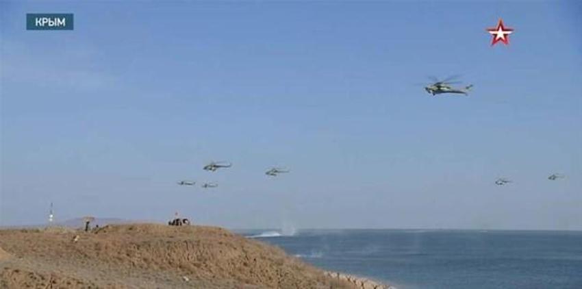 Jetler havalandı! Gemiler yola çıktı! Savaş...