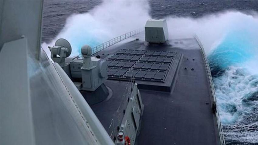 Jetler havalandı! Gemiler yola çıktı! Savaş...