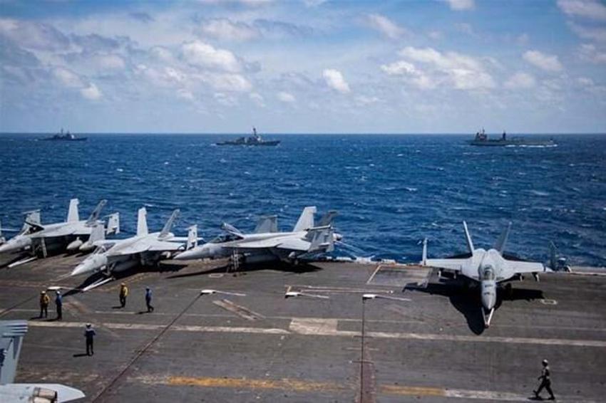 Jetler havalandı! Gemiler yola çıktı! Savaş...