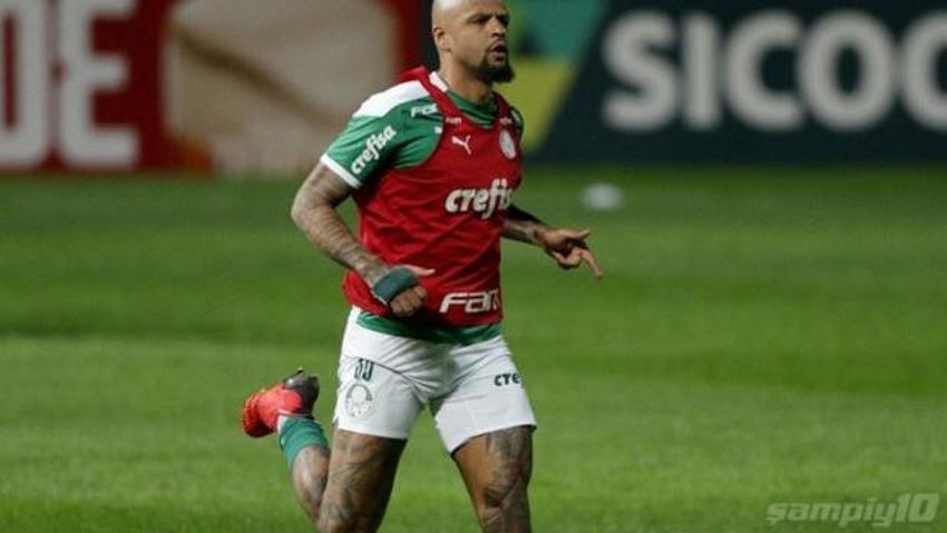 Fatih Terim 'Bir telefon uzağımda gel dersem...' demişti! Felipe Melo yeniden Galatasaray'da! Forma numarası bile...