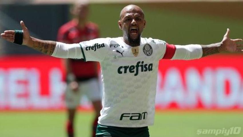 Fatih Terim 'Bir telefon uzağımda gel dersem...' demişti! Felipe Melo yeniden Galatasaray'da! Forma numarası bile...
