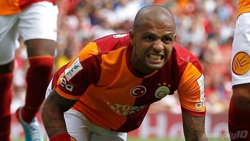 Fatih Terim 'Bir telefon uzağımda gel dersem...' demişti! Felipe Melo yeniden Galatasaray'da! Forma numarası bile...