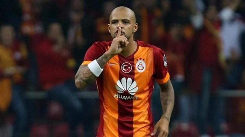 Fatih Terim 'Bir telefon uzağımda gel dersem...' demişti! Felipe Melo yeniden Galatasaray'da! Forma numarası bile...