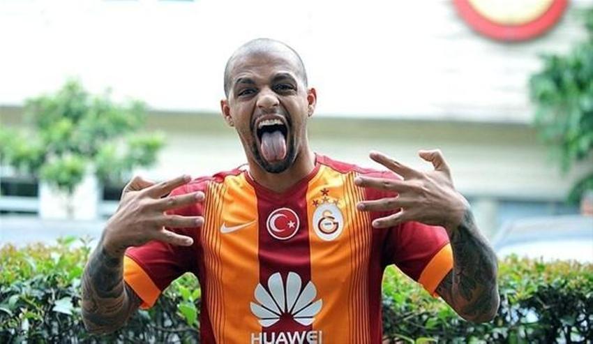 Fatih Terim 'Bir telefon uzağımda gel dersem...' demişti! Felipe Melo yeniden Galatasaray'da! Forma numarası bile...