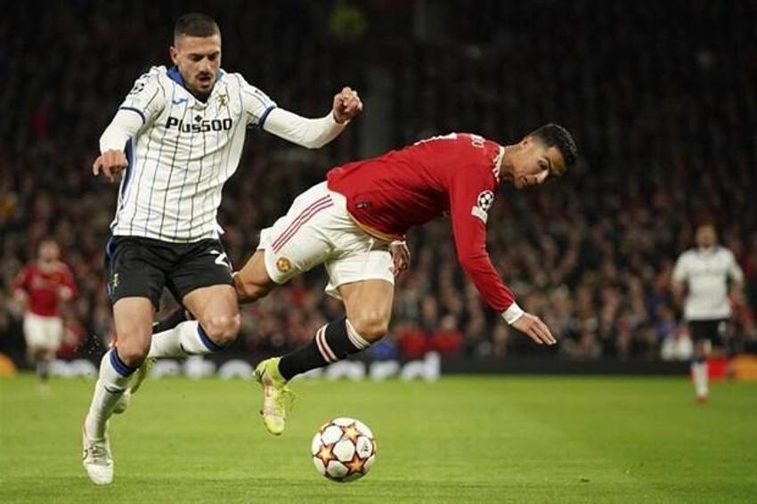 Manchester United-Atalanta maçına Merih Demiral damga vurdu! Old Trafford'da ağları havalandırdı oyundan çıktı, Ronaldo çıldırdı
